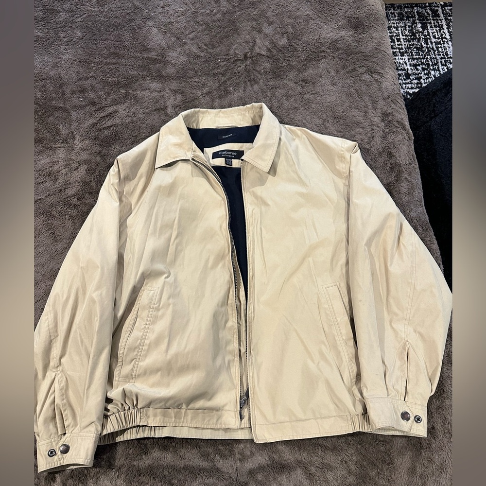 Claiborne Men's Tan Lightweight Jacket